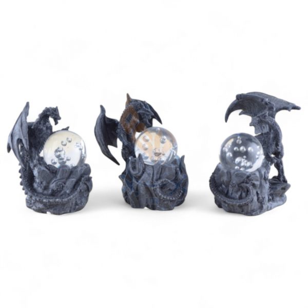 3_schwarze_drachen_mit_glaskugeln__sortiert_15619-Photoroom.jpg