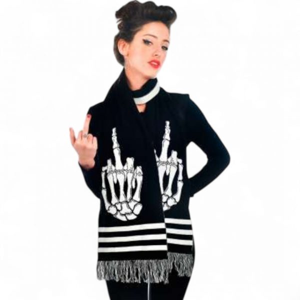 Rat_Baby_KNIT-IN_Skeleton_Horror_Scarf_STRICKSCHALEwMgz55azy22H_200x200@2x-Photoroom.jpg