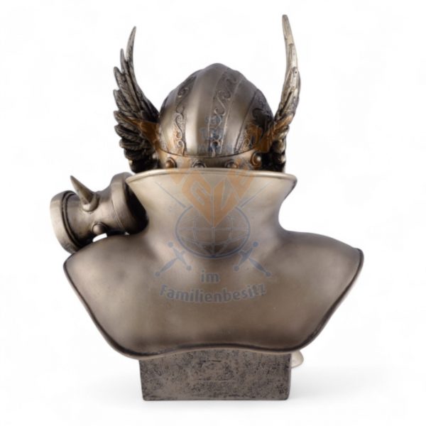 bueste_des_thor__germanischer_gott_des_donners_32918-Photoroom.jpg