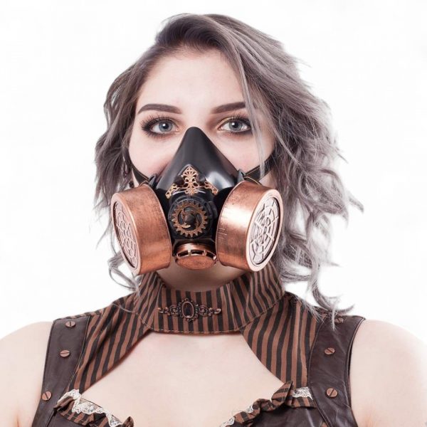 steampunk-gasmaske-mit-spikes-und-zahnradern-gasmaske-schwarz-11421-Photoroom.jpg