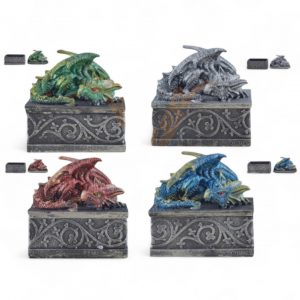 4_kleine_eckige_drachendosen_mit_drachen_auf_dem_38873-Photoroom.jpg