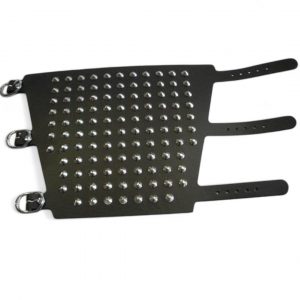 armband spitznieten3-Photoroom.jpg