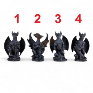 4_schwarze_kleine_drachen__sortiert_32487-Photoroom.jpg